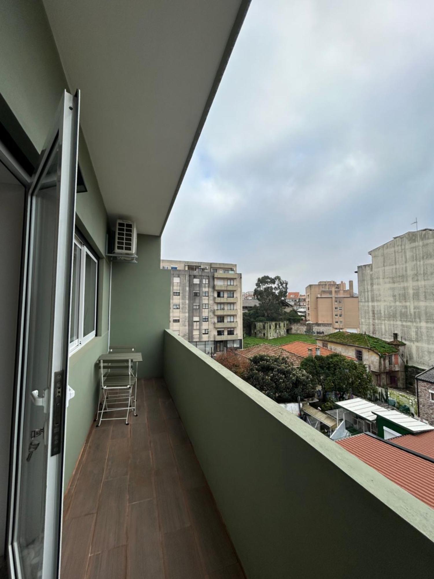 Oporto Near Family Apartments - Free Parking Esterno foto