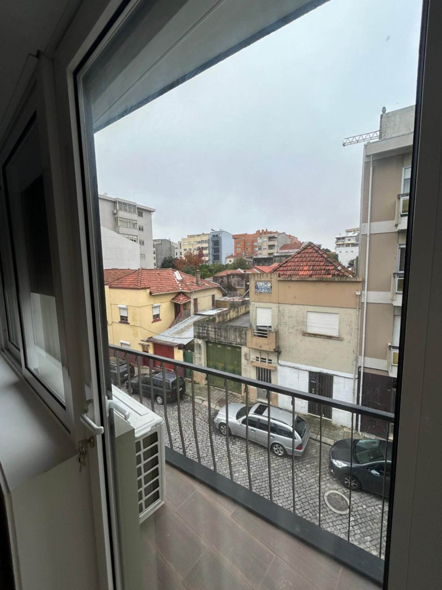 Oporto Near Family Apartments - Free Parking Esterno foto