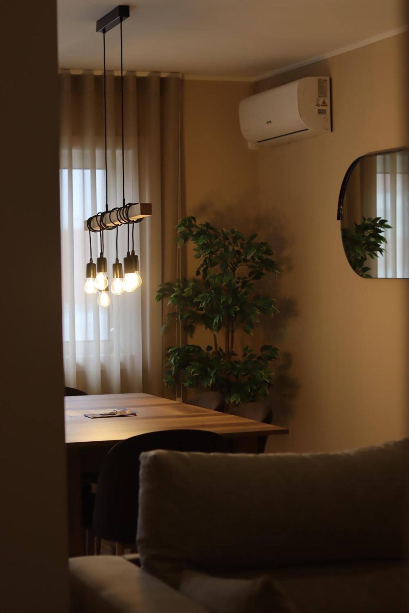 Oporto Near Family Apartments - Free Parking Esterno foto